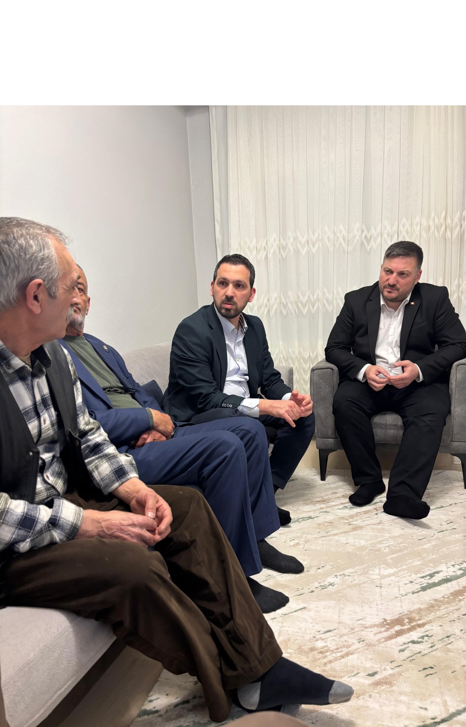 Bölge esnaflarımızdan Öztürk Karakaya 'nın evine misafir olduk.