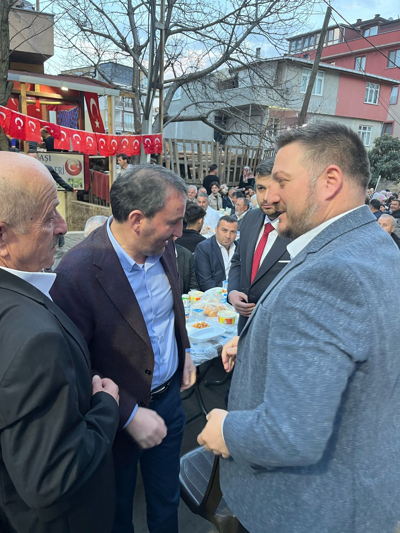 Ordu Çaybaşı İlküvez Derneği’nin İftar Buluşmasında Bir Araya Geldik