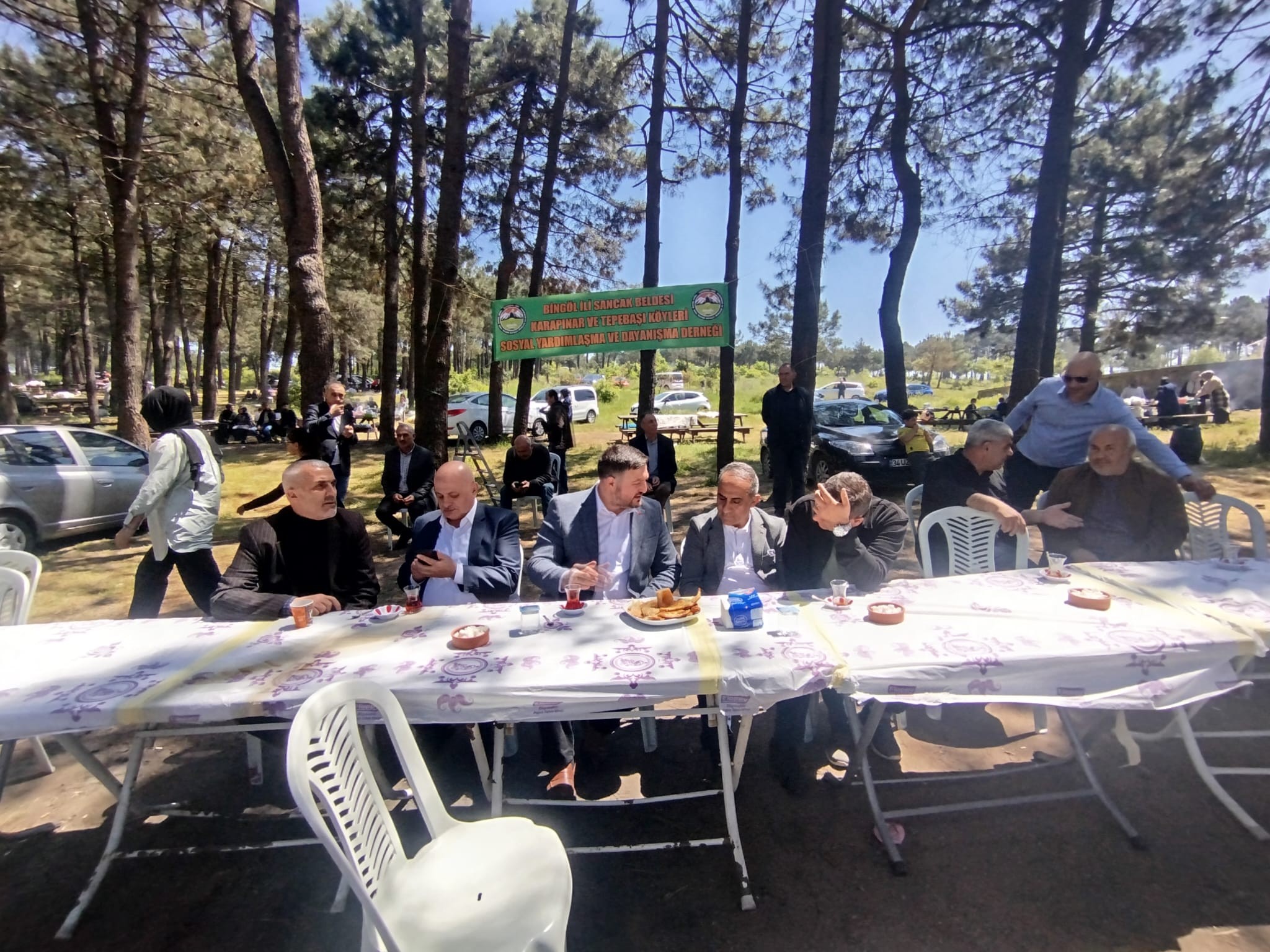 Bingöl Kartepe Derneği Piknik Programına Katıldık